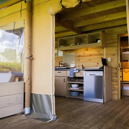 Glamping De Boshoek Aldeamento Turístico