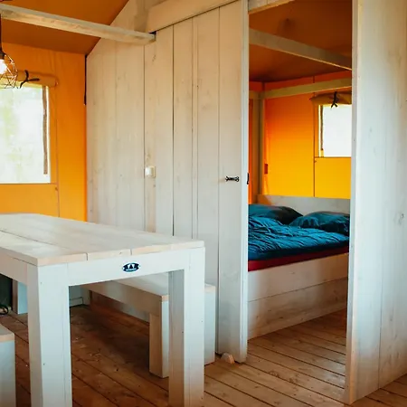Glamping De Boshoek Aldeamento Turístico