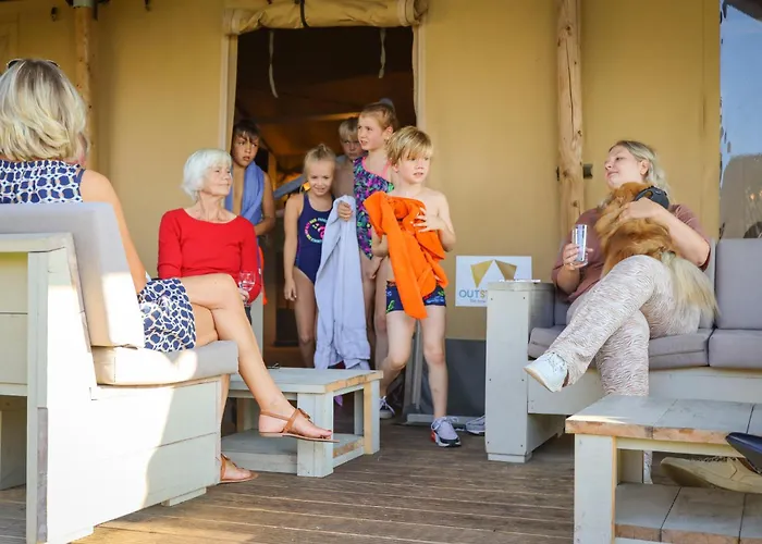 假日公园 Glamping De Boshoek *