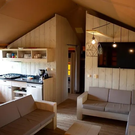 Glamping De Boshoek * Voorthuizen