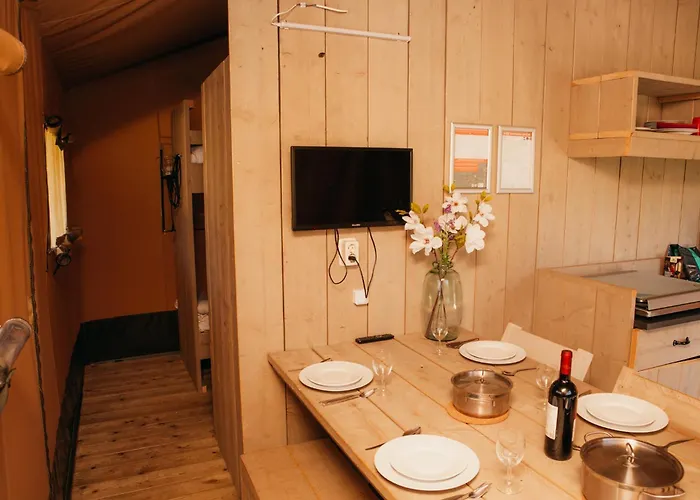 Glamping De Boshoek * Voorthuizen